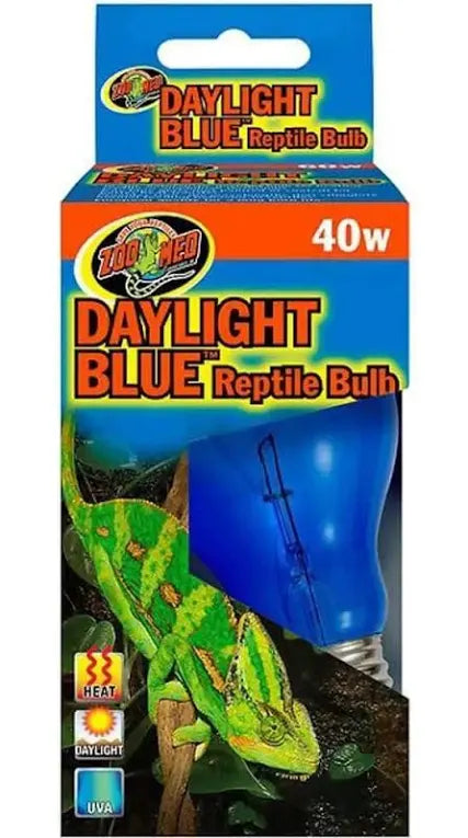 Packaging image of the Zoo Med - DayLight BLUE Reptile Bulb 40w. The box showcases a vibrant chameleon perched on a branch, highlighting benefits such as heat, daylight, and UVA. A blue bulb is partially visible beside the chameleon.